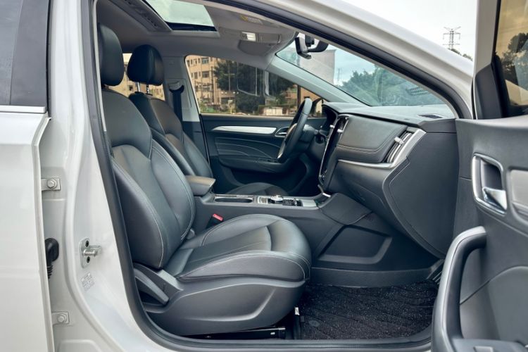 Used Roewe i6 New Energy 2019 PLUS 50T Internet Glory Flagship Edition Right Front Seat