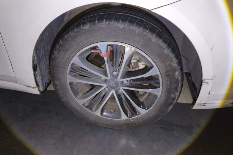 Used Roewe i6 New Energy 2019 PLUS 50T Internet Glory Flagship Edition Right Front Wheel Hub