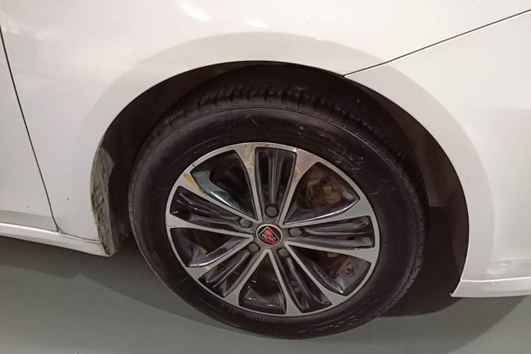 Used Roewe i6 New Energy 2019 PLUS 50T Internet Glory Flagship Edition Right Front Wheel Hub