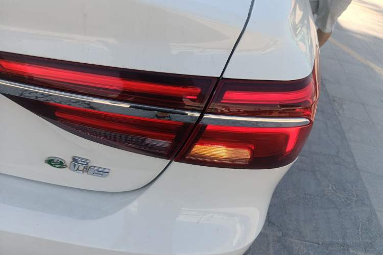 Used Roewe i6 New Energy 2019 PLUS 50T Internet Glory Flagship Edition Right Rear Taillight