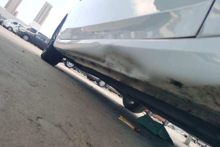 Used Roewe i6 New Energy 2019 PLUS 50T Internet Glory Flagship Edition Right Side Sill