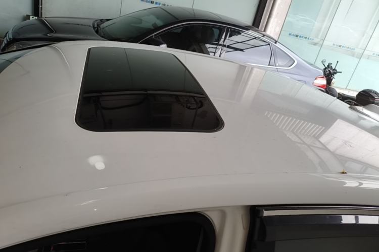Used Roewe i6 New Energy 2019 PLUS 50T Internet Glory Flagship Edition Roof