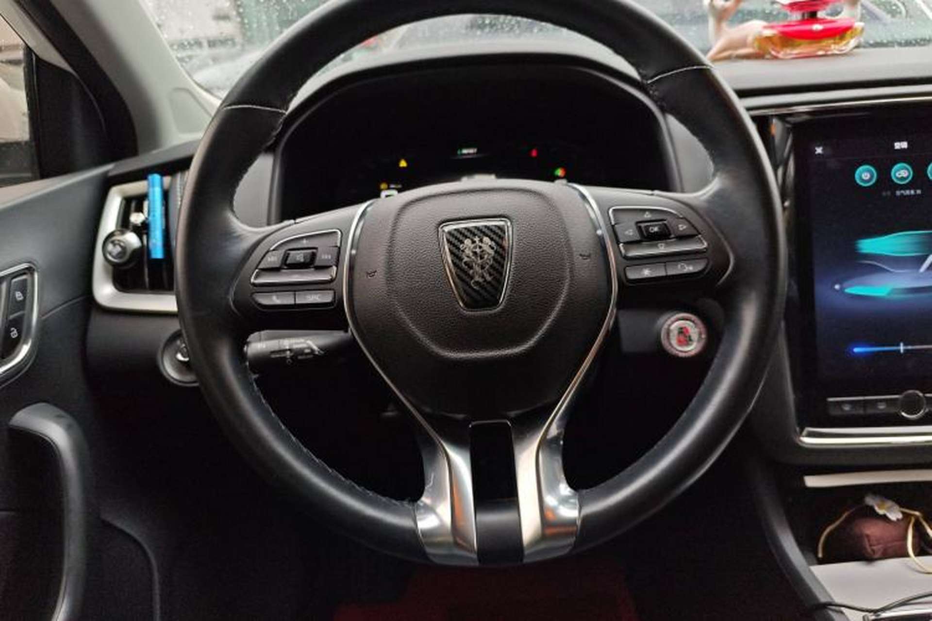 Used Roewe i6 New Energy 2019 PLUS 50T Internet Glory Flagship Edition Steering Wheel