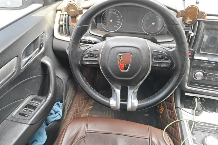 Used Roewe i6 New Energy 2019 PLUS 50T 4G Connected Glory Luxury Edition Steering Wheel