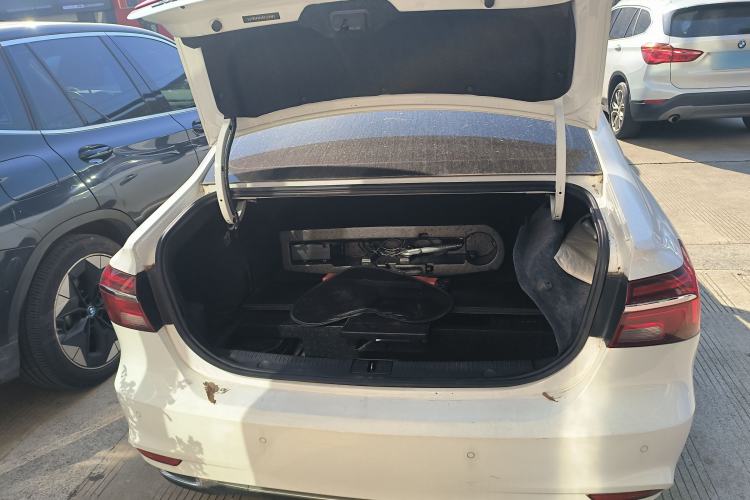 Used Roewe i6 New Energy 2019 PLUS 50T Internet Glory Flagship Edition Trunk
