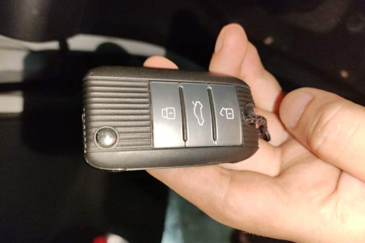 Used Roewe i6 New Energy 2019 PLUS 50T 4G Connected Glory Luxury Edition Vehicle Key