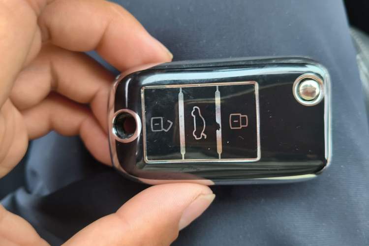 Used Roewe i6 New Energy 2019 PLUS 50T 4G Connected Glory Luxury Edition Vehicle Key