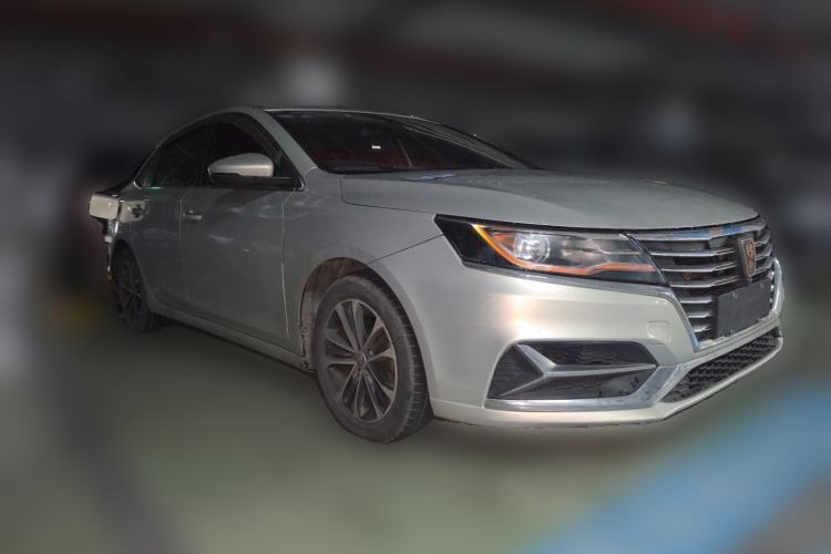 Used Roewe i6 New Energy 2019 PLUS 50T Internet Glory Flagship Edition Front Right 45 Deg