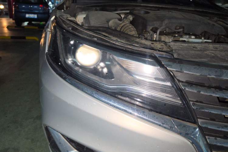 Used Roewe i6 New Energy 2019 PLUS 50T Internet Glory Flagship Edition Right Front Headlight