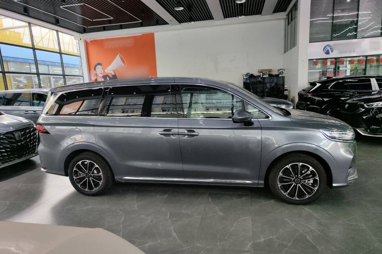 Used Roewe iMAX8 2023 400TGI Comfort Edition Exterior 2