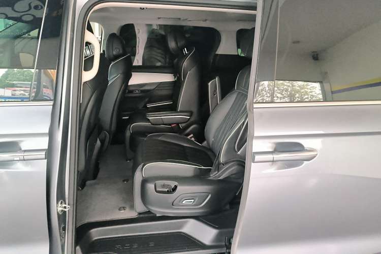 Used Roewe iMAX8 2022 400TGI Flagship Edition Left Rear Seat