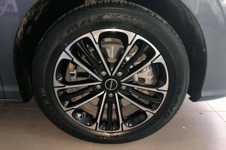 Used Roewe iMAX8 2022 400TGI Flagship Edition Right Front Wheel Hub