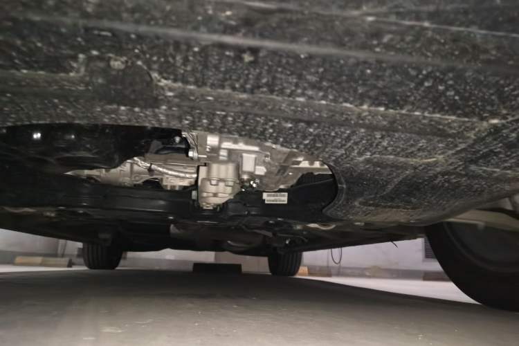 Used Roewe iMAX8 2023 400TGI Comfort Edition Chassis Front
