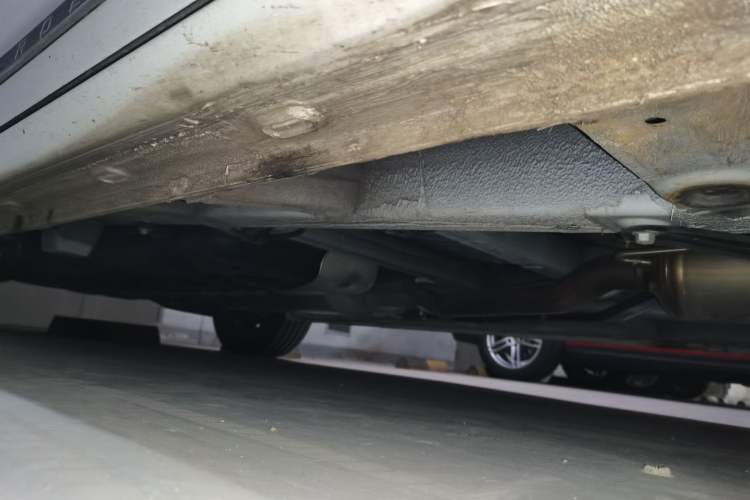 Used Roewe iMAX8 2023 400TGI Comfort Edition Chassis Front Right