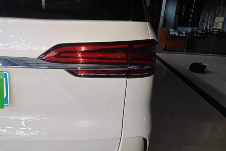 Used Roewe iMAX8 2023 400TGI Comfort Edition Exterior 6