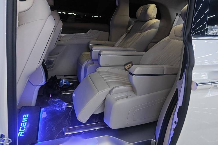 Used Roewe iMAX8 2023 400TGI Comfort Edition Interior 4
