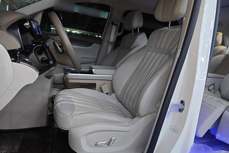 Used Roewe iMAX8 2023 400TGI Comfort Edition Left Front Seat