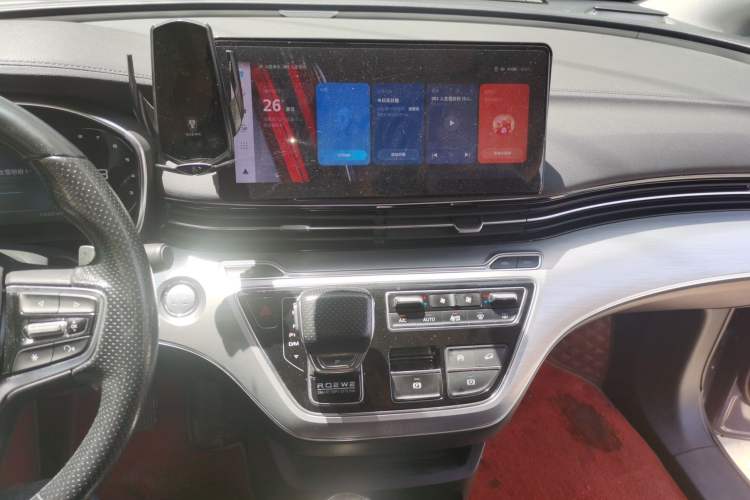 Used Roewe iMAX8 2021 400TGI Supreme Series Prestige Edition Audio And AC Panel