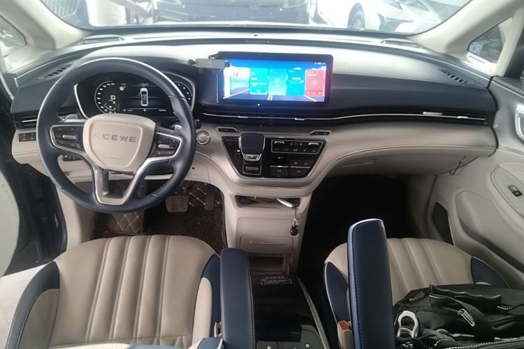 Used Roewe iMAX8 2021 400TGI Supreme Series Prestige Edition Center Console