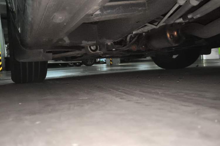Used Roewe iMAX8 2021 400TGI Supreme Series Prestige Edition Chassis Front Left