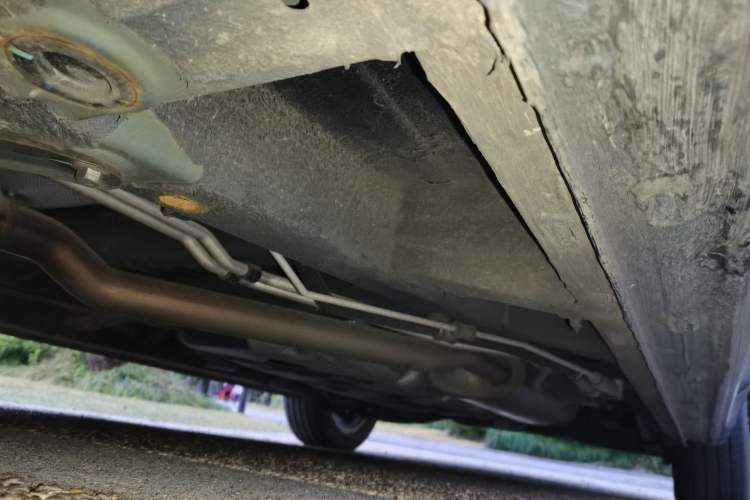 Used Roewe iMAX8 2021 400TGI Supreme Series Prestige Edition Chassis Front Left