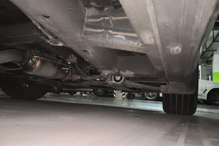 Used Roewe iMAX8 2021 400TGI Supreme Series Prestige Edition Chassis Front Right