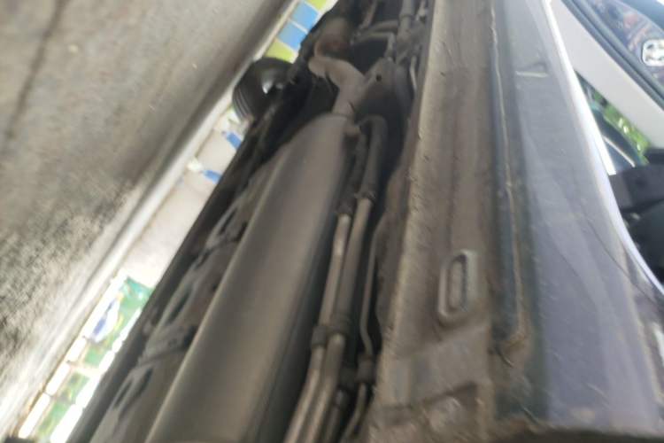 Used Roewe iMAX8 2021 400TGI Supreme Series Prestige Edition Chassis Rear Left
