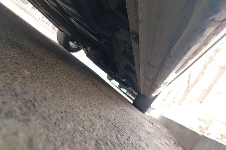 Used Roewe iMAX8 2021 400TGI Supreme Series Prestige Edition Chassis Rear Right