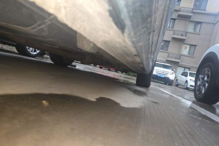 Used Roewe iMAX8 2021 400TGI Supreme Series Prestige Edition Chassis Rear Right