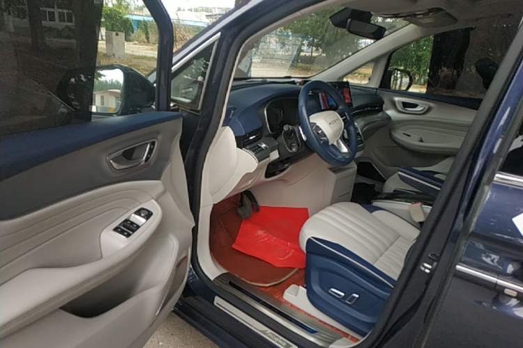 Used Roewe iMAX8 2021 400TGI Supreme Series Prestige Edition Driver Seat