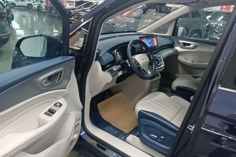 Used Roewe iMAX8 2021 400TGI Supreme Series Prestige Edition Driver Seat