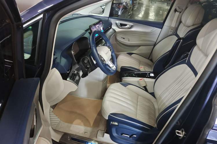 Used Roewe iMAX8 2021 400TGI Supreme Series Ultimate Edition Driver Seat