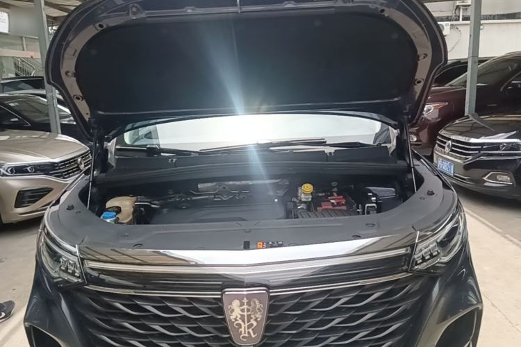 Used Roewe iMAX8 2021 400TGI Supreme Series Ultimate Edition Engine Bay