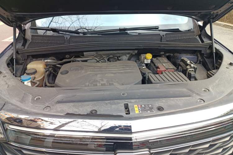 Used Roewe iMAX8 2021 400TGI Supreme Series Prestige Edition Engine Bay