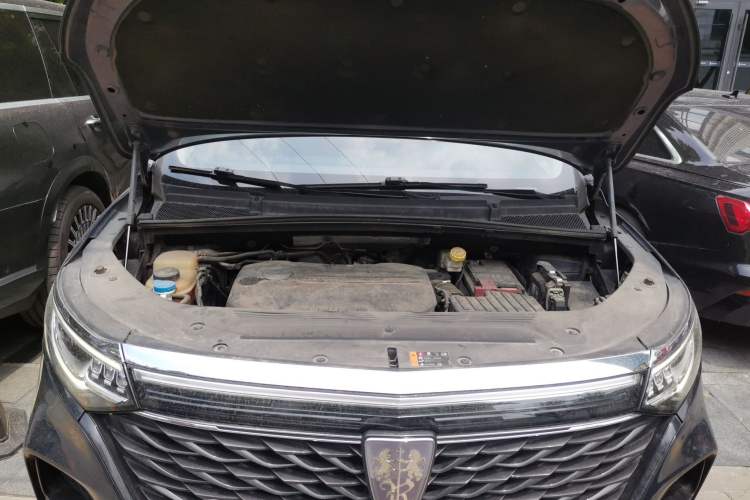 Used Roewe iMAX8 2021 400TGI Supreme Series Prestige Edition Engine Bay