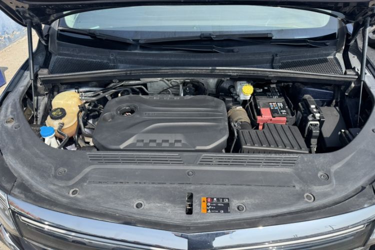 Used Roewe iMAX8 2021 400TGI Supreme Series Prestige Edition Engine Bay