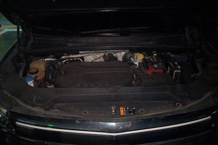 Used Roewe iMAX8 2021 400TGI Supreme Series Prestige Edition Engine Bay