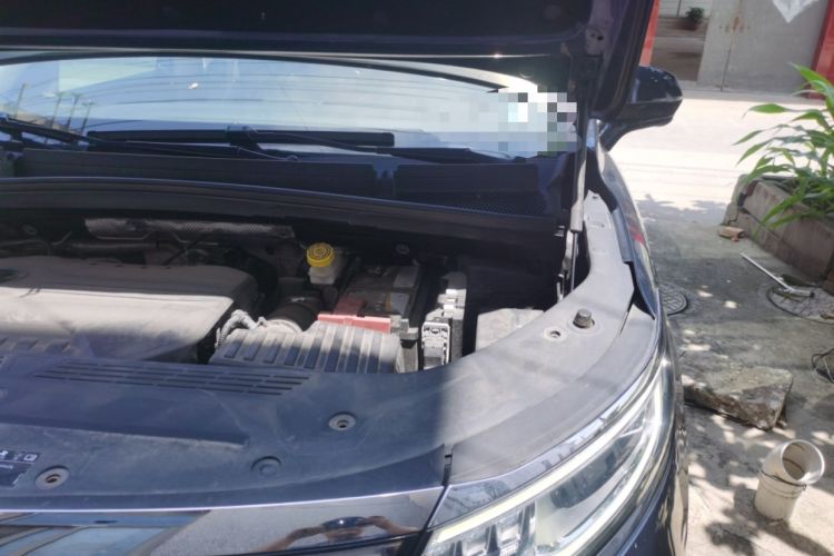 Used Roewe iMAX8 2021 400TGI Supreme Series Prestige Edition Engine Bay Left