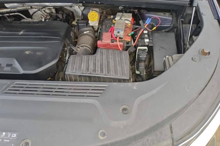 Used Roewe iMAX8 2021 400TGI Supreme Series Prestige Edition Engine Bay Left