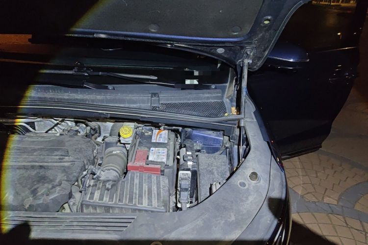 Used Roewe iMAX8 2021 400TGI Supreme Series Prestige Edition Engine Bay Left
