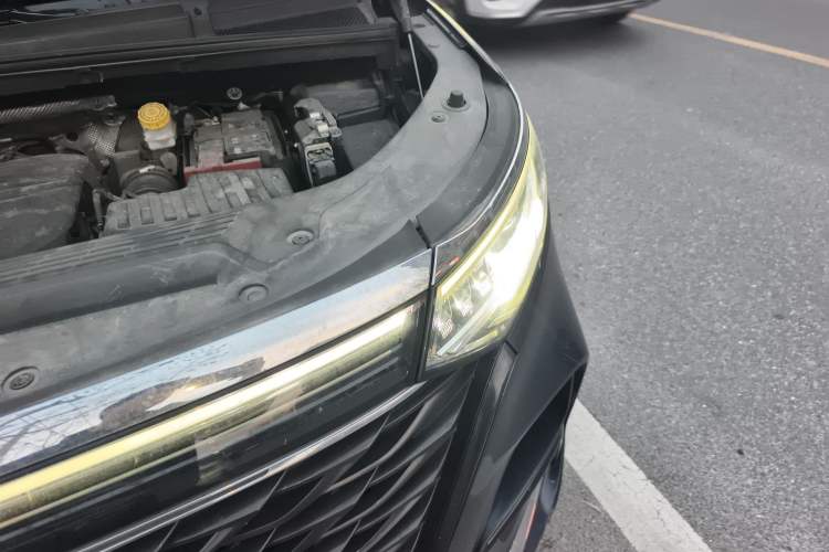 Used Roewe iMAX8 2021 400TGI Supreme Series Prestige Edition Engine Bay Left
