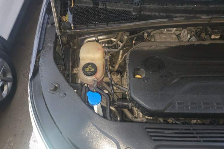 Used Roewe iMAX8 2021 400TGI Supreme Series Prestige Edition Engine Bay Right