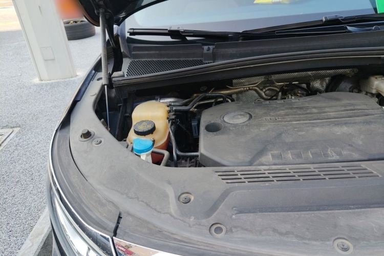 Used Roewe iMAX8 2021 400TGI Supreme Series Prestige Edition Engine Bay Right