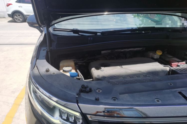 Used Roewe iMAX8 2021 400TGI Supreme Series Prestige Edition Engine Bay Right