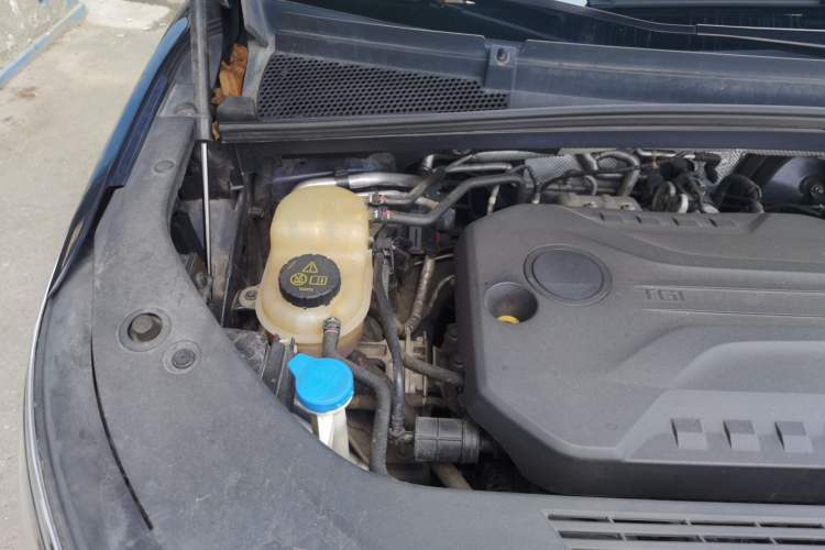 Used Roewe iMAX8 2021 400TGI Supreme Series Lu Zun Edition Engine Bay Right