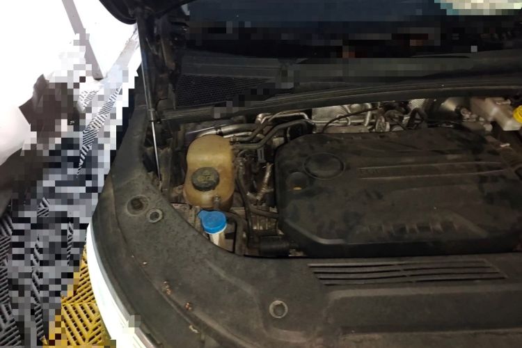 Used Roewe iMAX8 2021 400TGI Supreme Series Prestige Edition Engine Bay Right