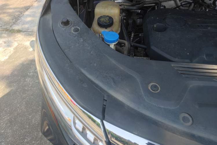 Used Roewe iMAX8 2021 400TGI Supreme Series Prestige Edition Engine Bay Right