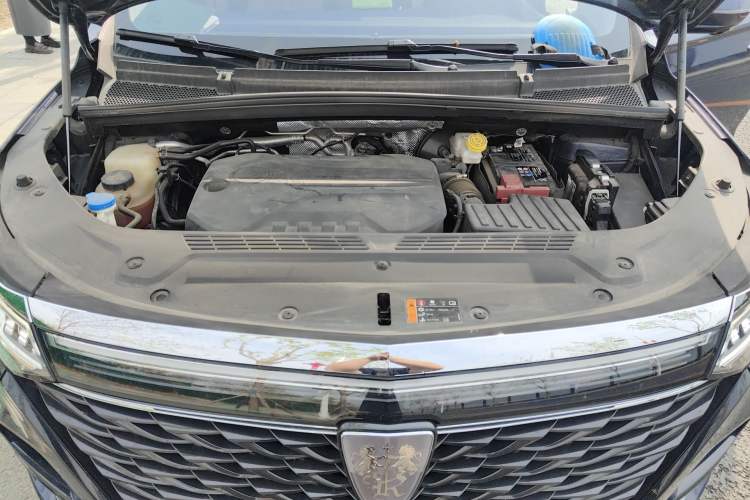 Used Roewe iMAX8 2021 400TGI Supreme Series Prestige Edition Engine Bay
