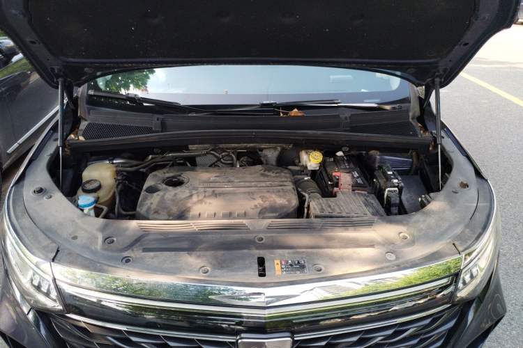 Used Roewe iMAX8 2021 400TGI Supreme Series Prestige Edition Engine Bay