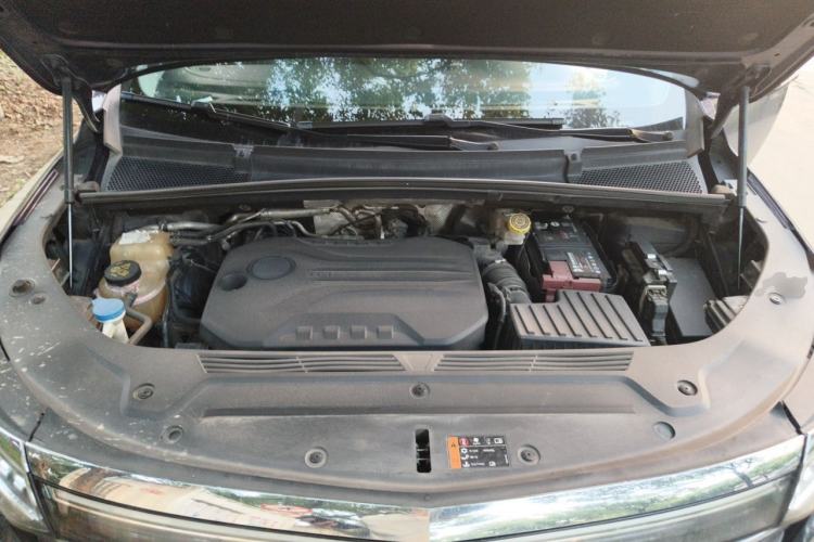 Used Roewe iMAX8 2021 400TGI Supreme Series Prestige Edition Engine Bay